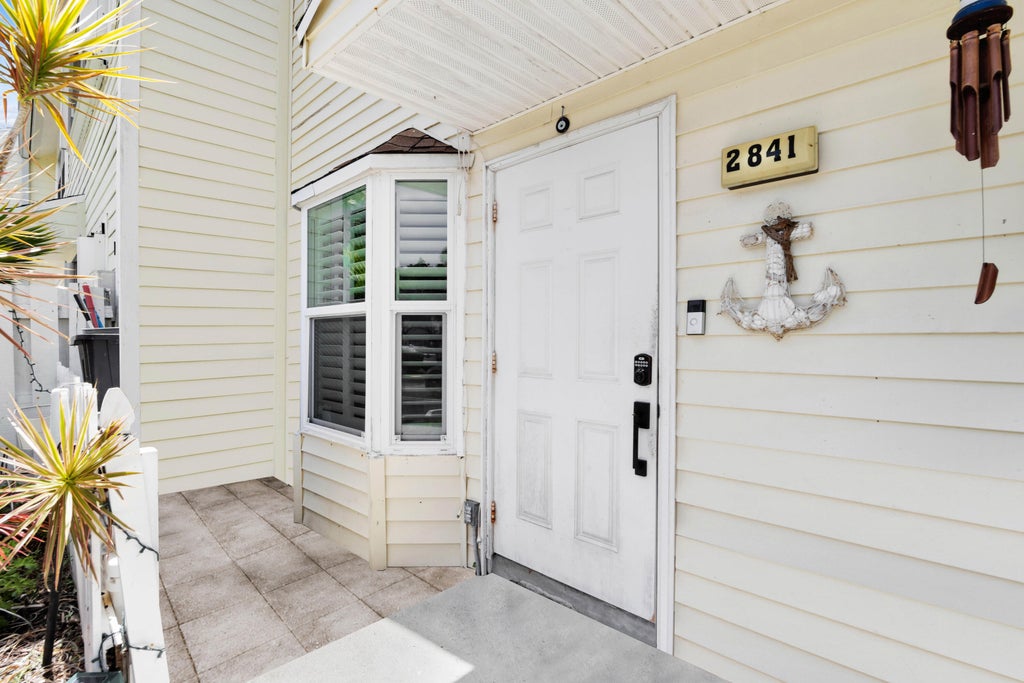 Photo of 2841 NE 15TH Street, Pompano Beach, FL 33062 (MLS # B26053446)