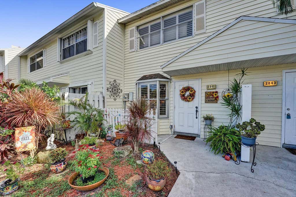Photo of 2841 NE 15TH Street, Pompano Beach, FL 33062 (MLS # B26053446)