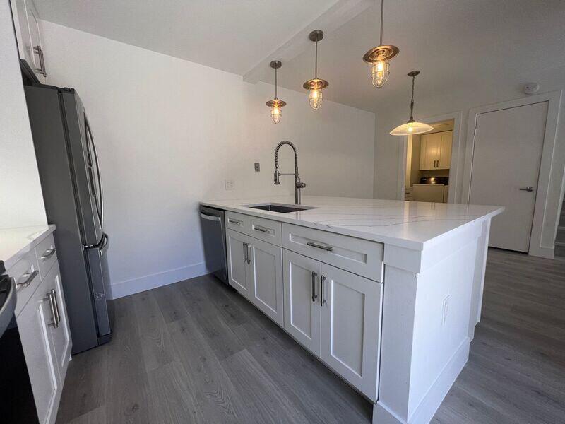 VILLAGE OF SANDALWOOD LAKES SOUTH - Residential Lease