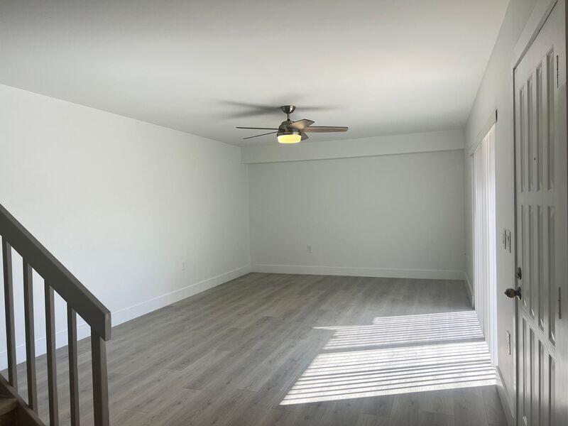 VILLAGE OF SANDALWOOD LAKES SOUTH - Residential Lease