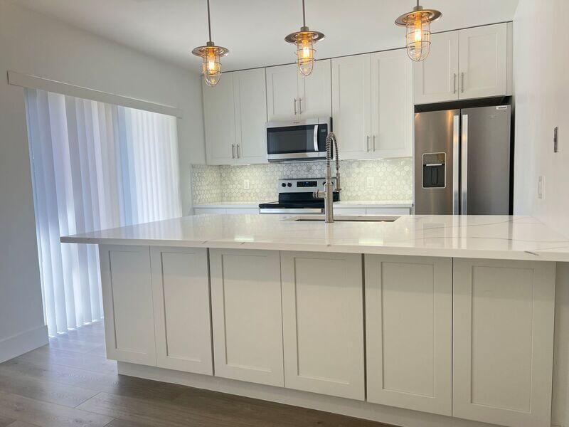 VILLAGE OF SANDALWOOD LAKES SOUTH - Residential Lease