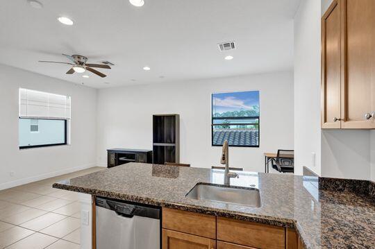 ALTON NEIGHBORHOOD 1 - Residential Lease