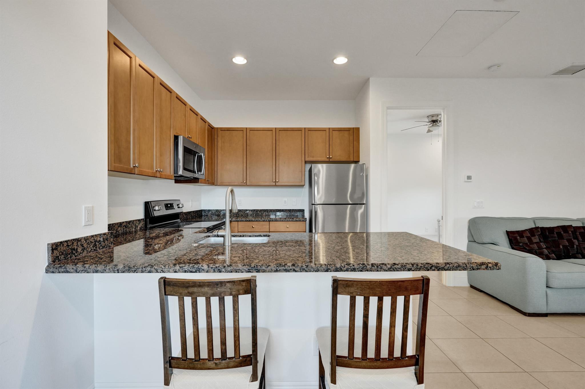 ALTON NEIGHBORHOOD 1 - Residential Lease