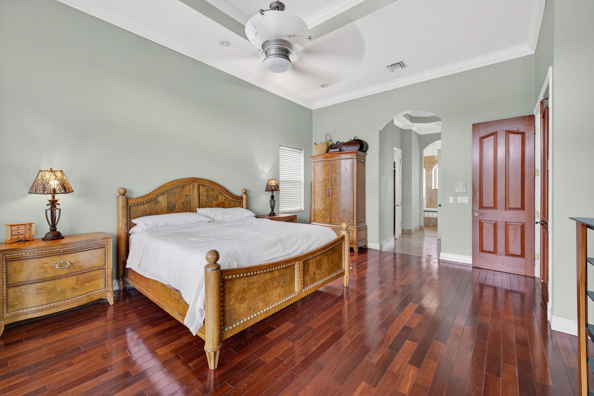 Heftler Homes-Tamarac 101 - Residential