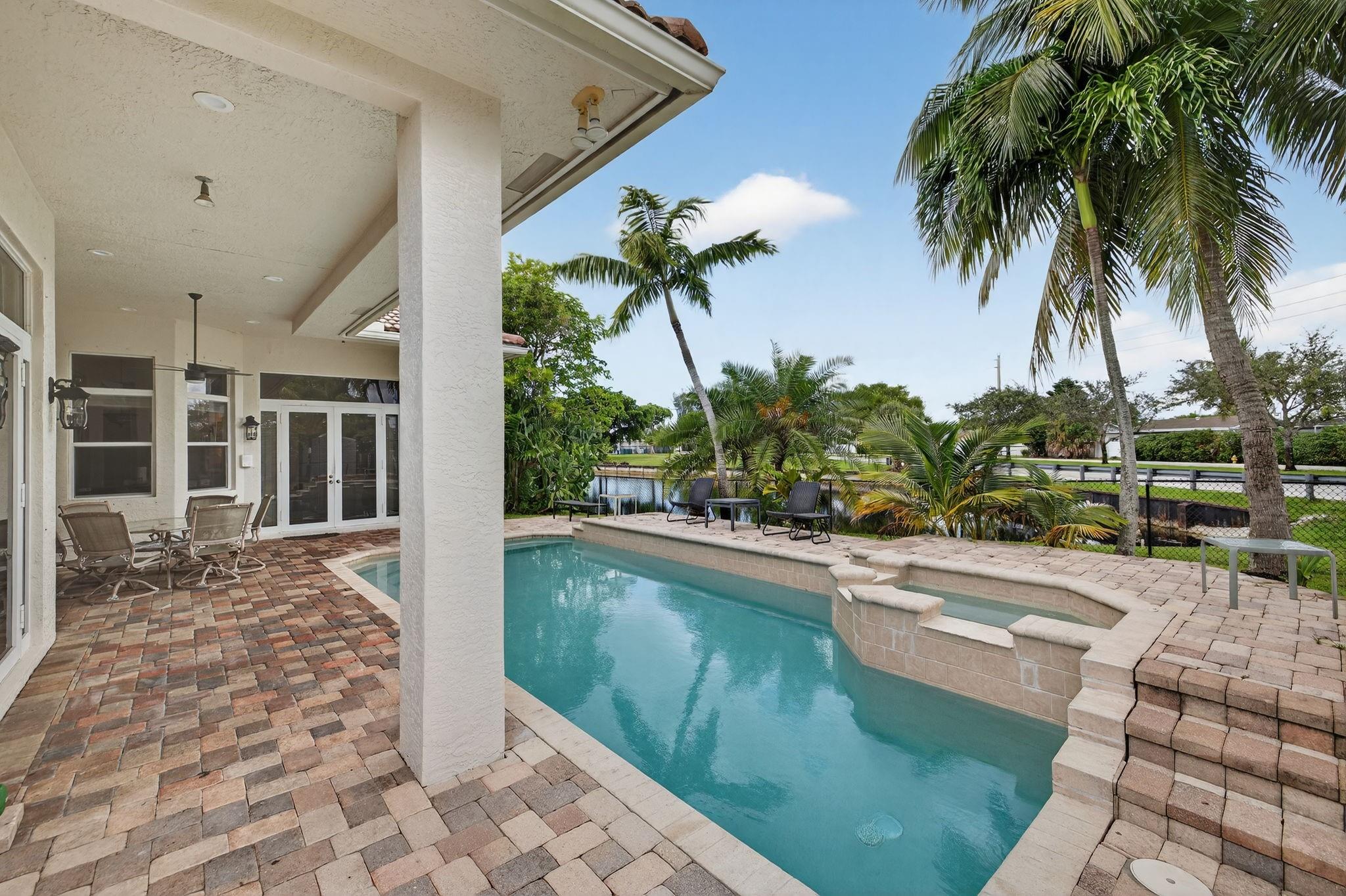 Heftler Homes-Tamarac 101 - Residential