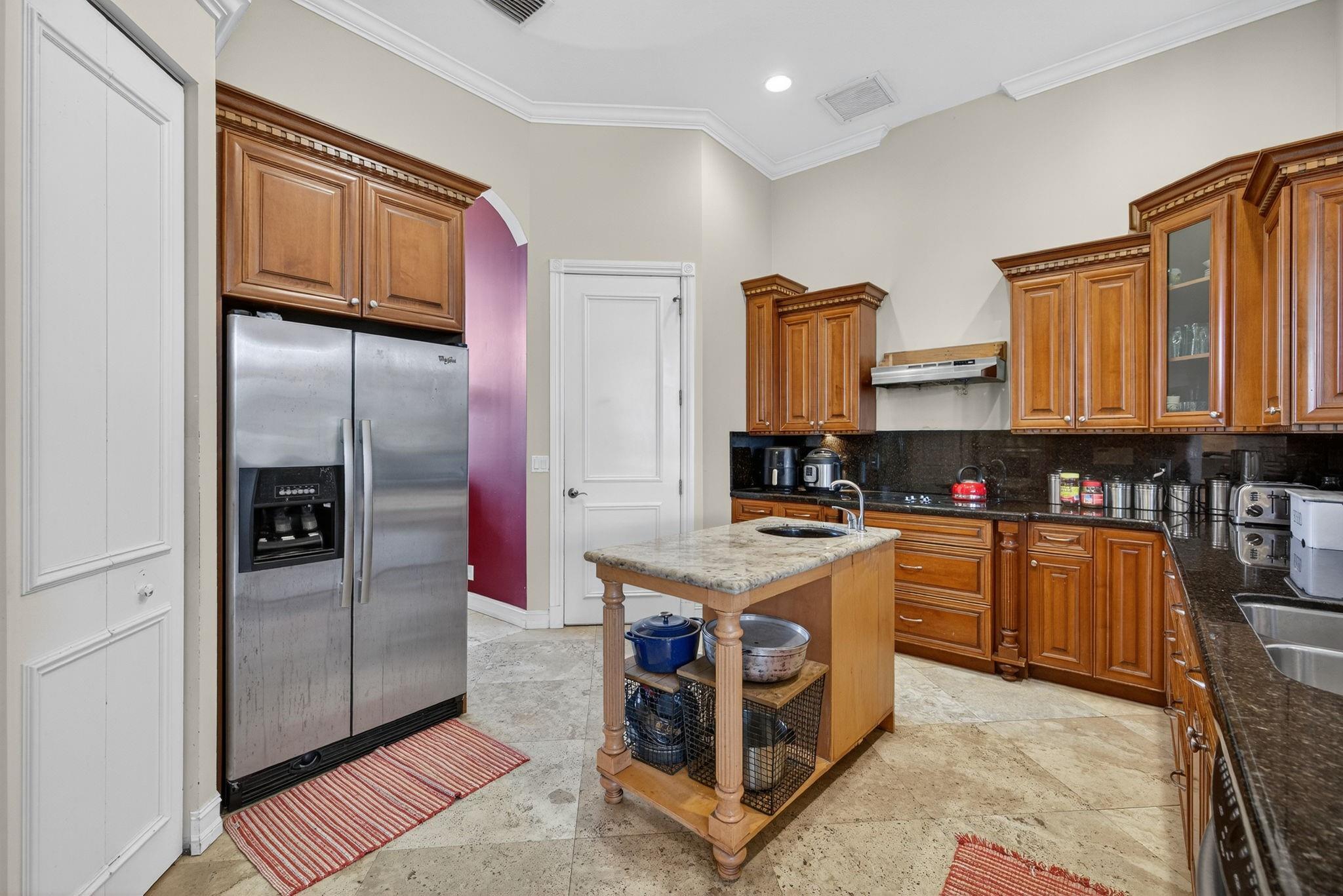 Heftler Homes-Tamarac 101 - Residential
