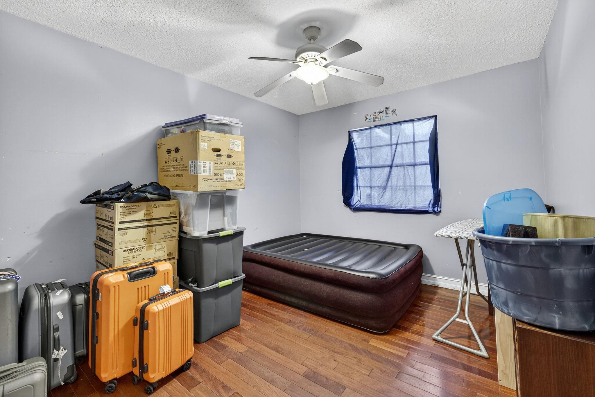 Heftler Homes-Tamarac 101 - Residential