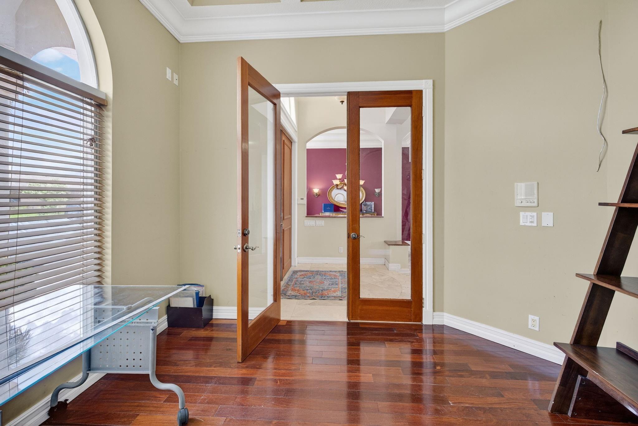 Heftler Homes-Tamarac 101 - Residential