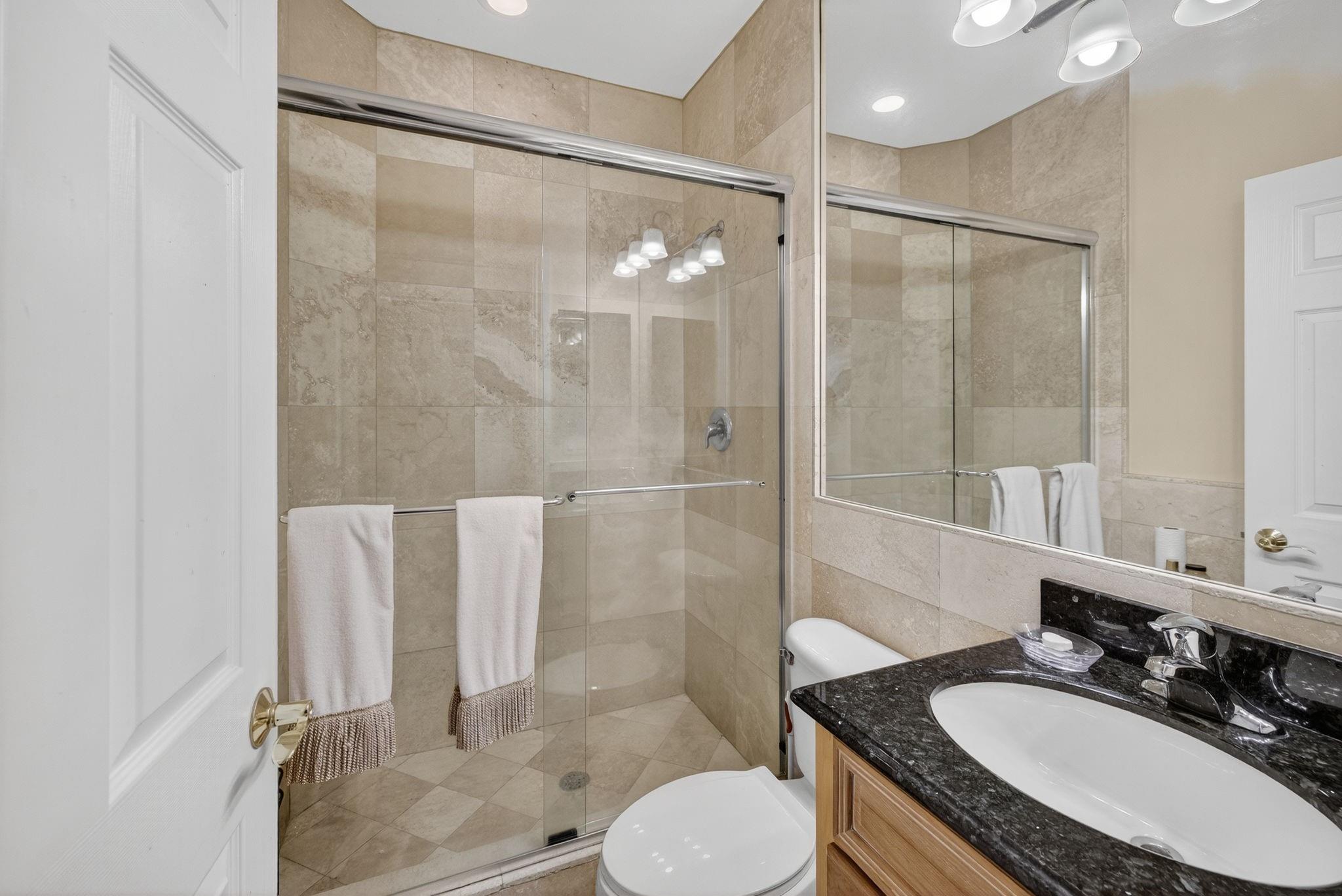 Heftler Homes-Tamarac 101 - Residential