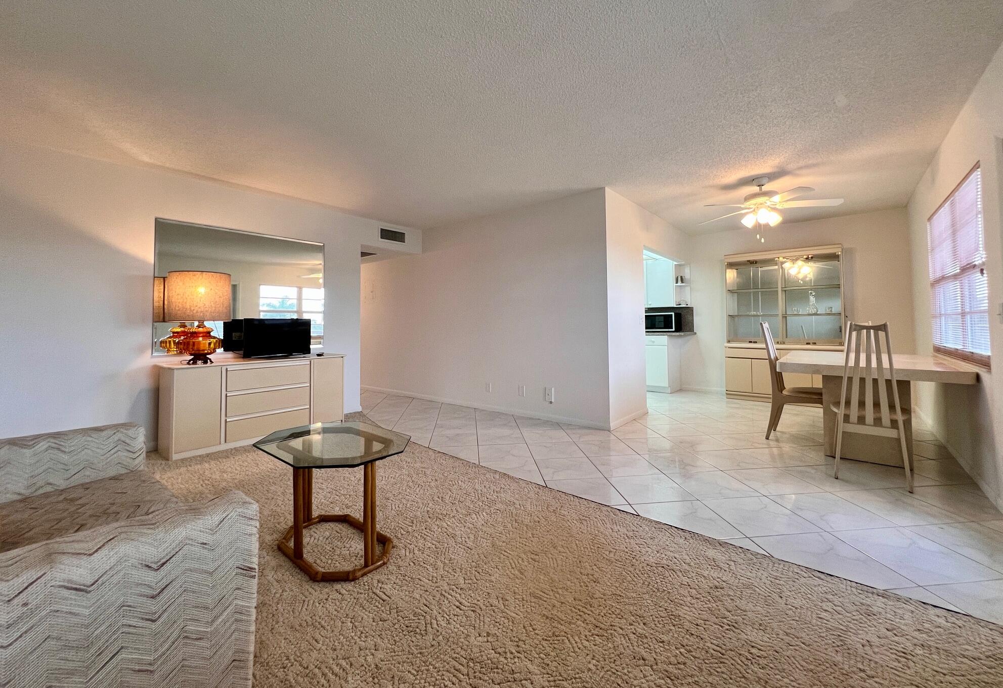 461 Wellington J