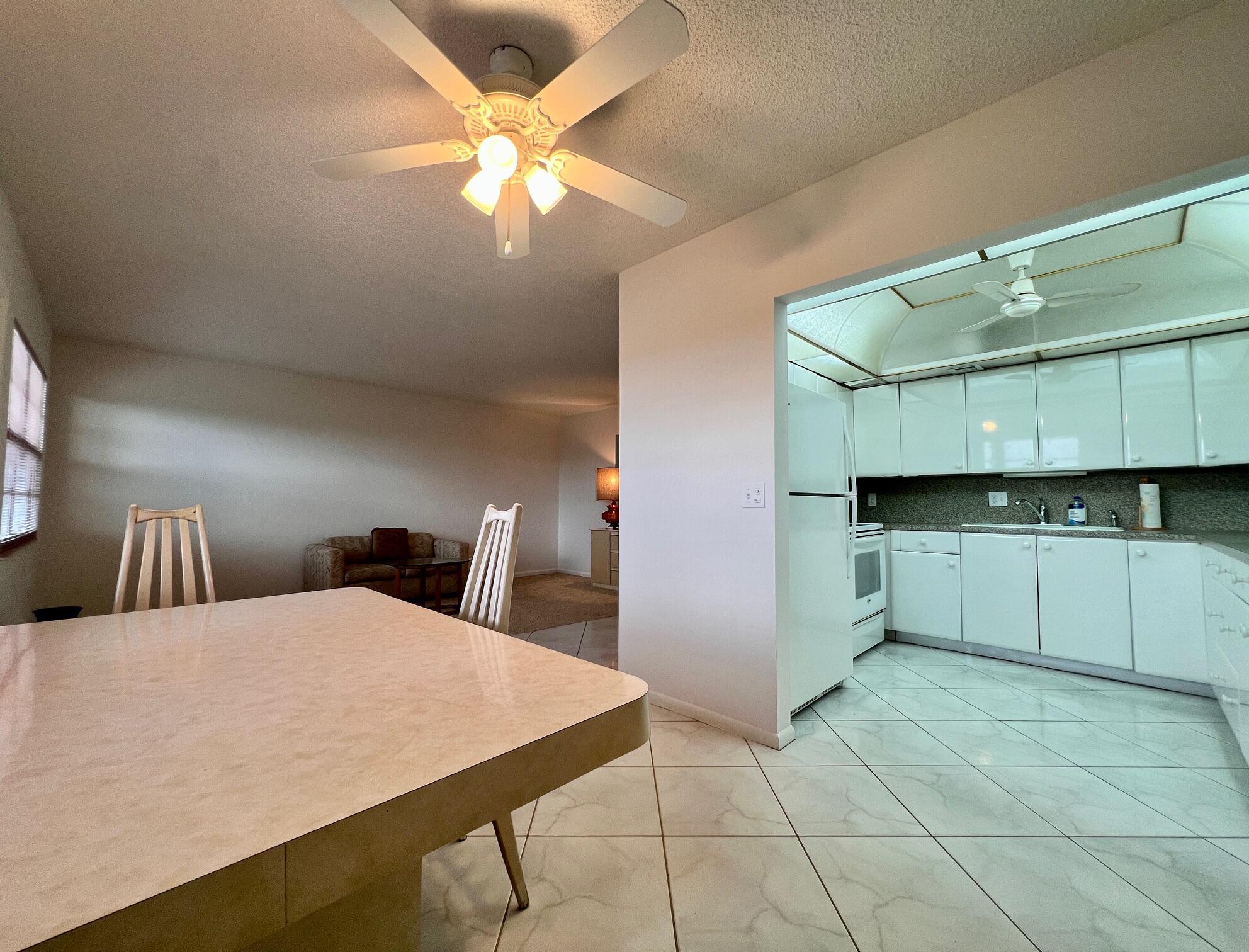 461 Wellington J