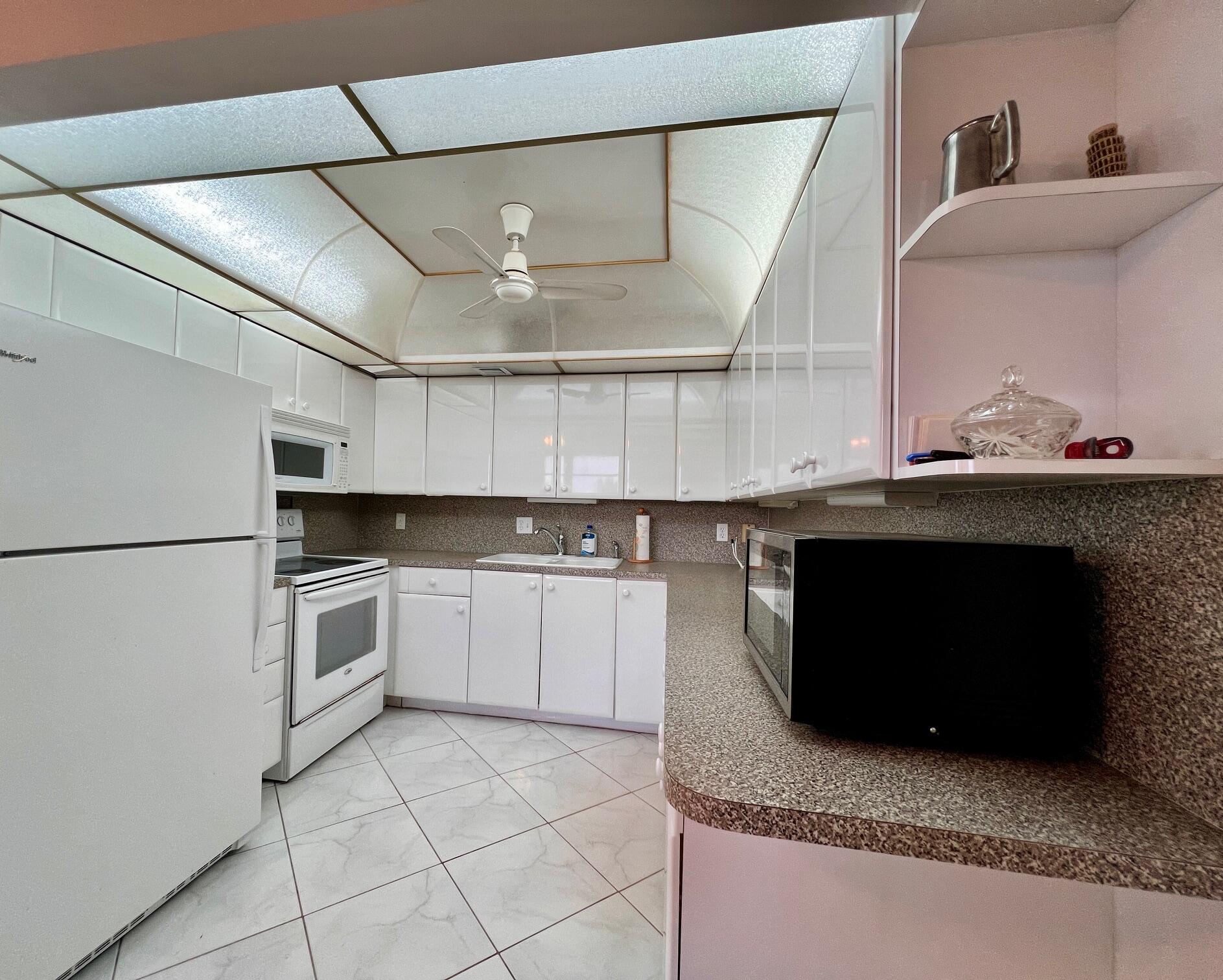 461 Wellington J