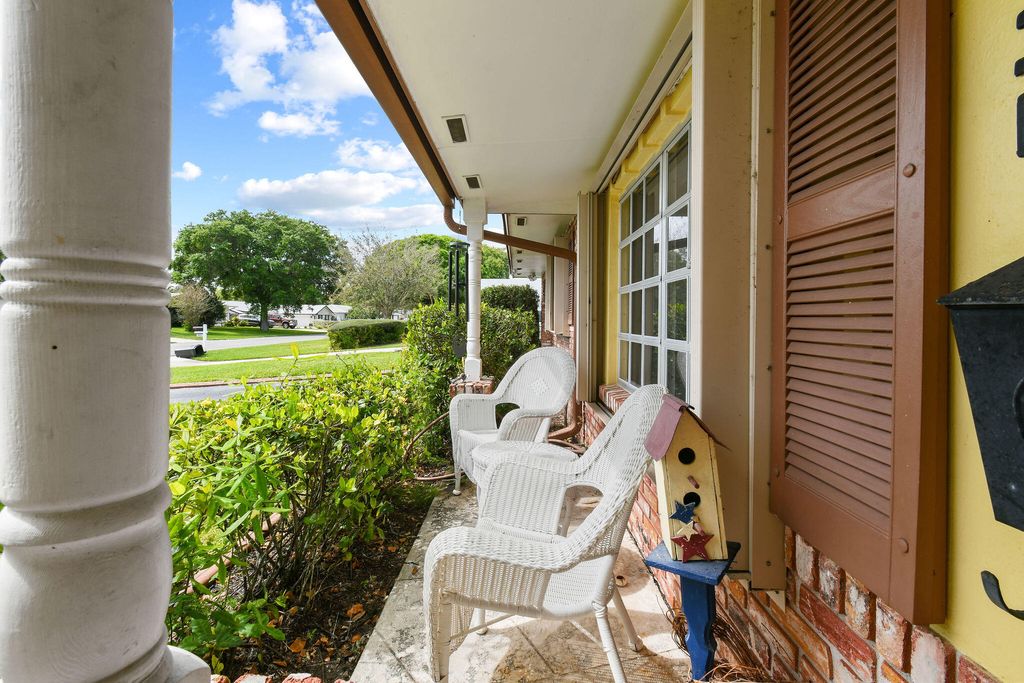 Photo of 4361 Daffodil Circle S, Palm Beach Gardens, FL 33410 (MLS # R11068648)