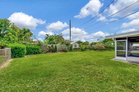 A home in Lake Worth