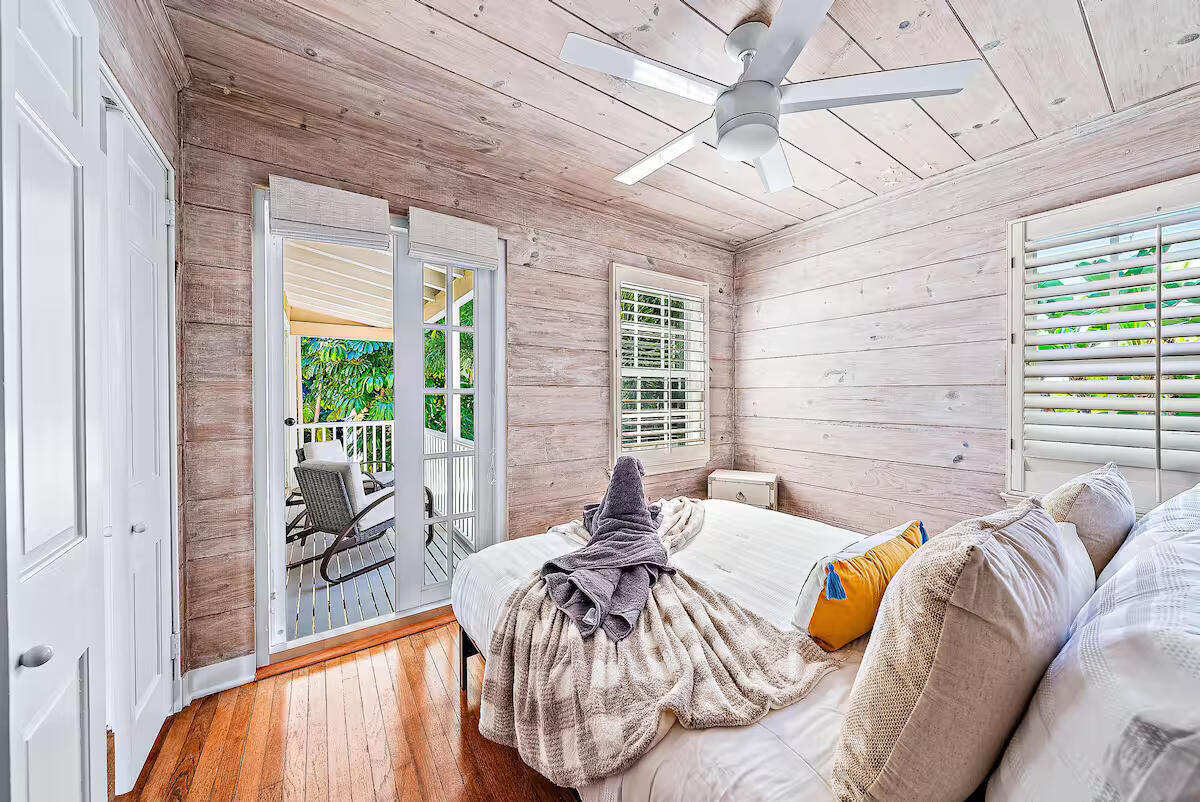 ESTATES OF SOUTH PALM BEACH - Residential Lease