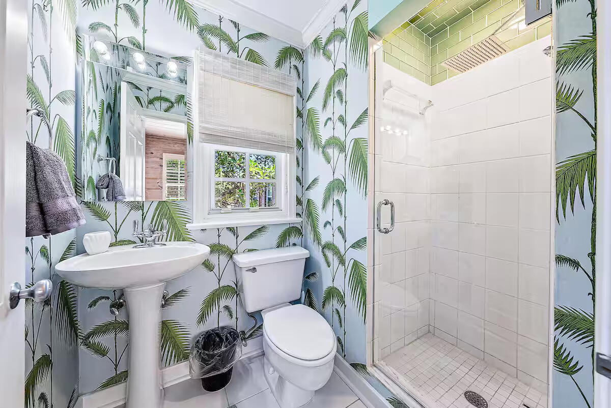 ESTATES OF SOUTH PALM BEACH - Residential Lease