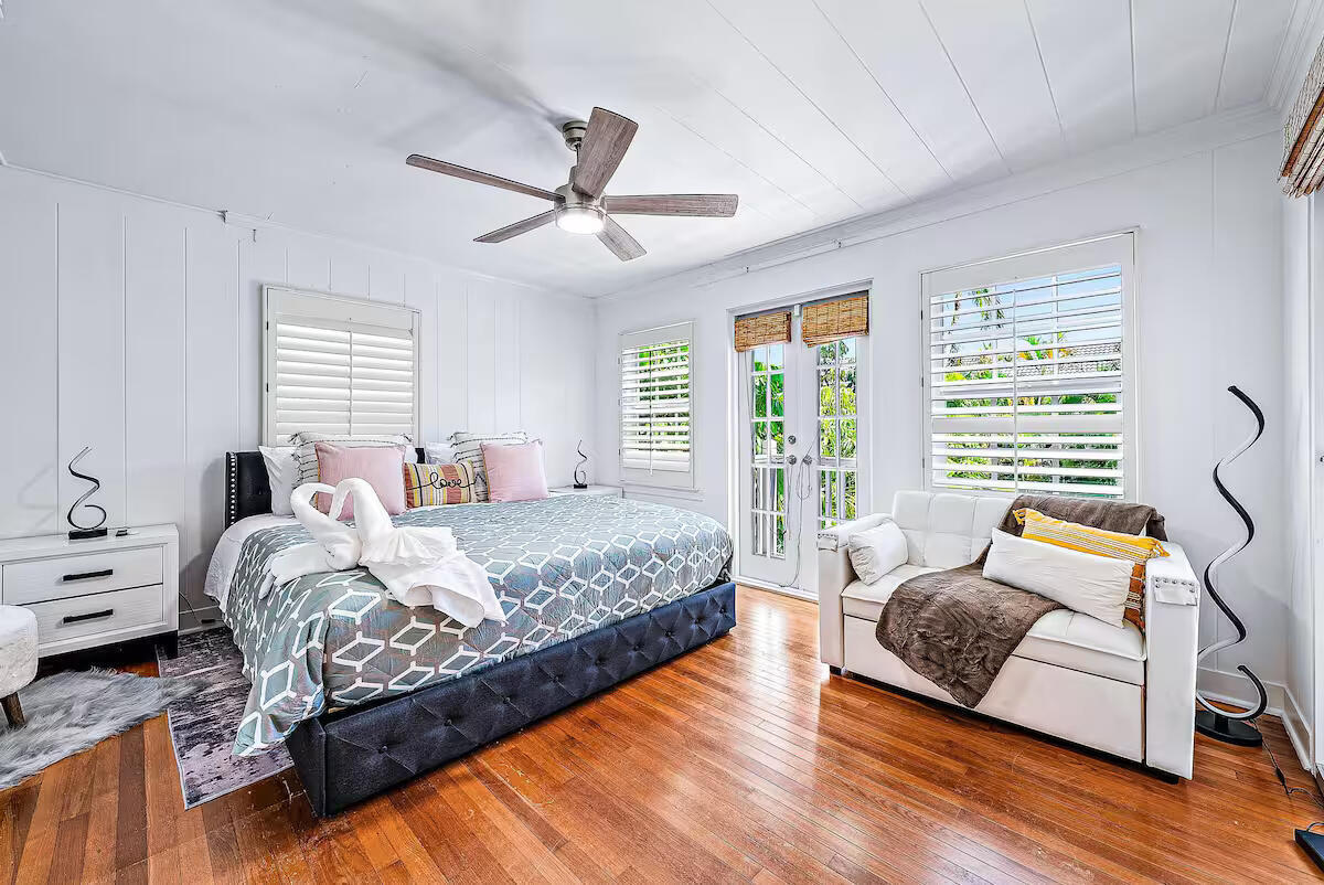 ESTATES OF SOUTH PALM BEACH - Residential Lease