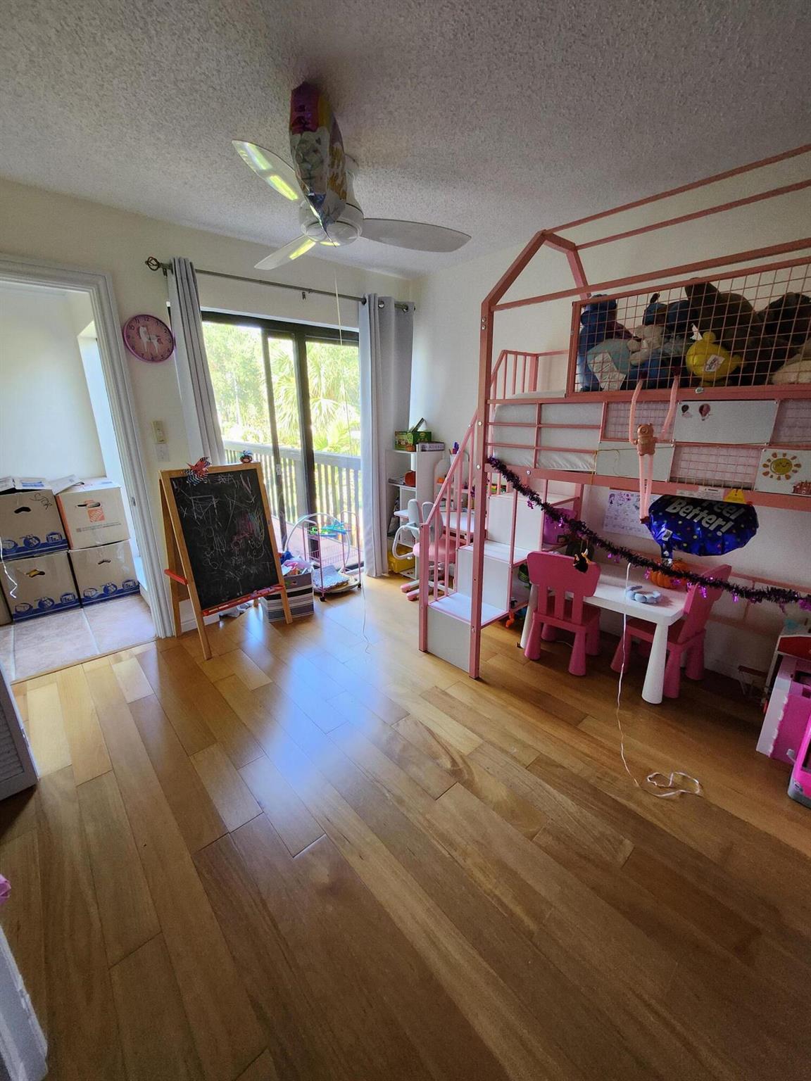 Town Place Condo 01 Bldg - Residential Lease