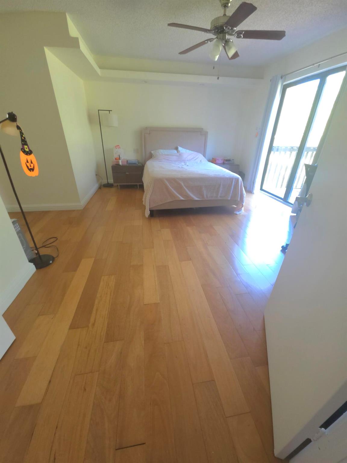 Town Place Condo 01 Bldg - Residential Lease