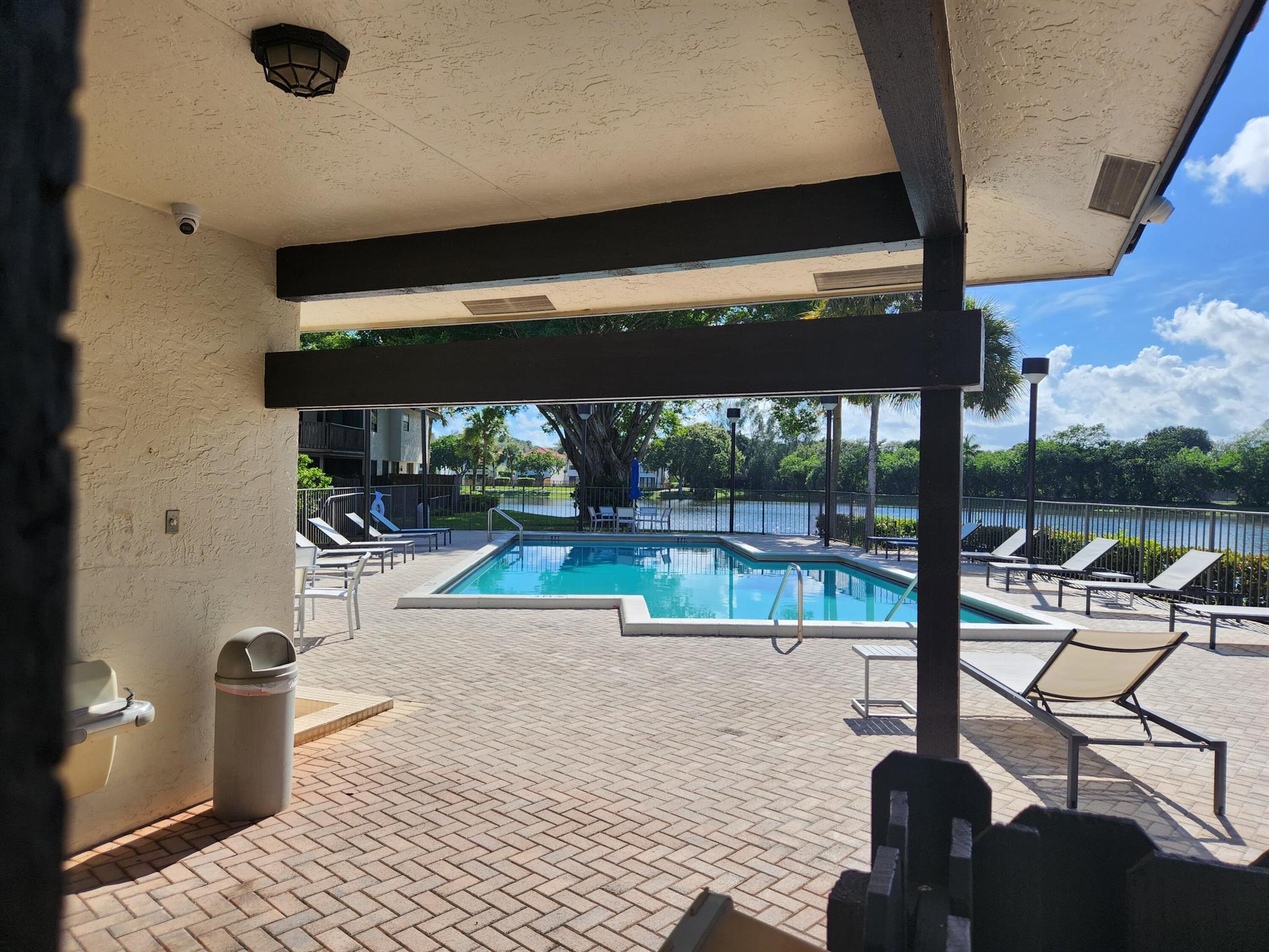 Town Place Condo 01 Bldg - Residential Lease