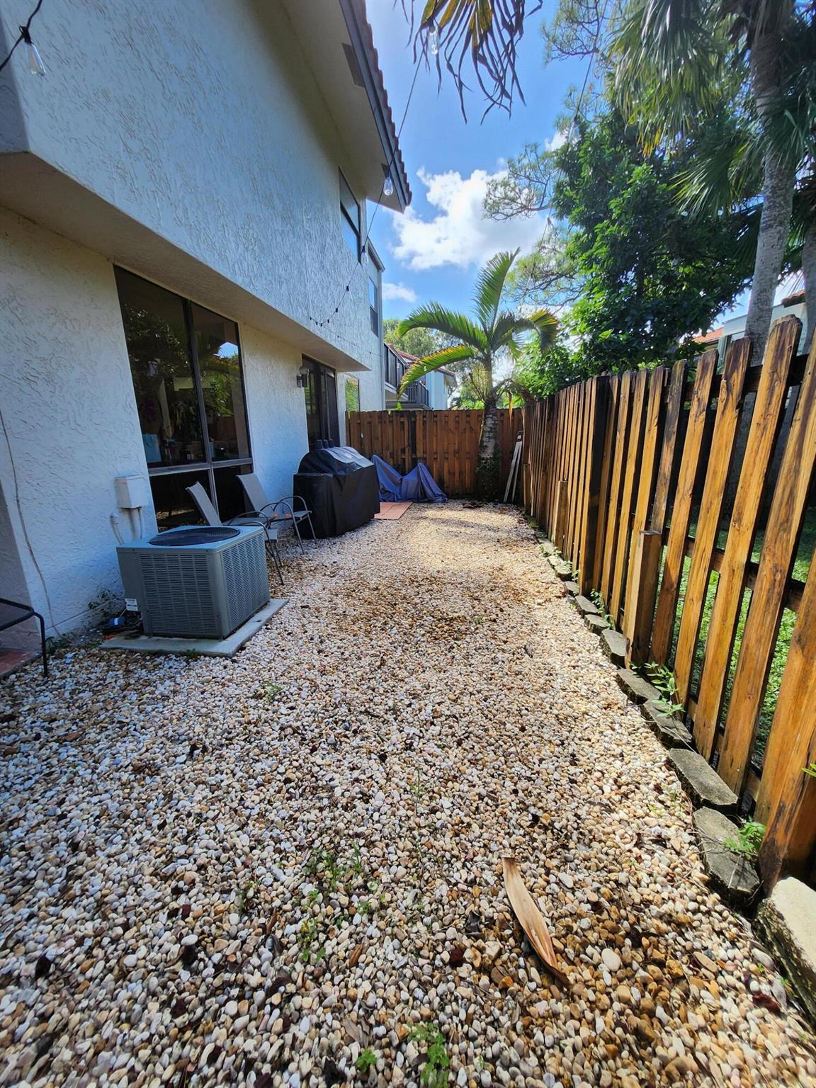 Town Place Condo 01 Bldg - Residential Lease