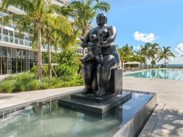 AUBERGE BEACH RESIDENCES - Residential