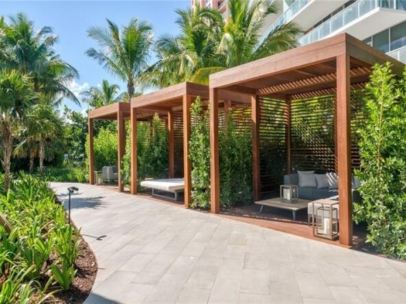 AUBERGE BEACH RESIDENCES - Residential