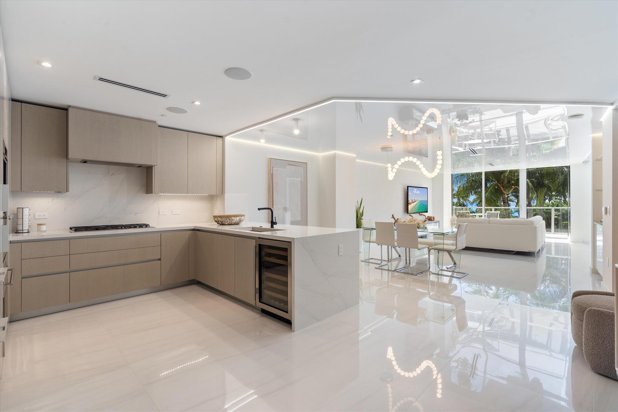 AUBERGE BEACH RESIDENCES - Residential