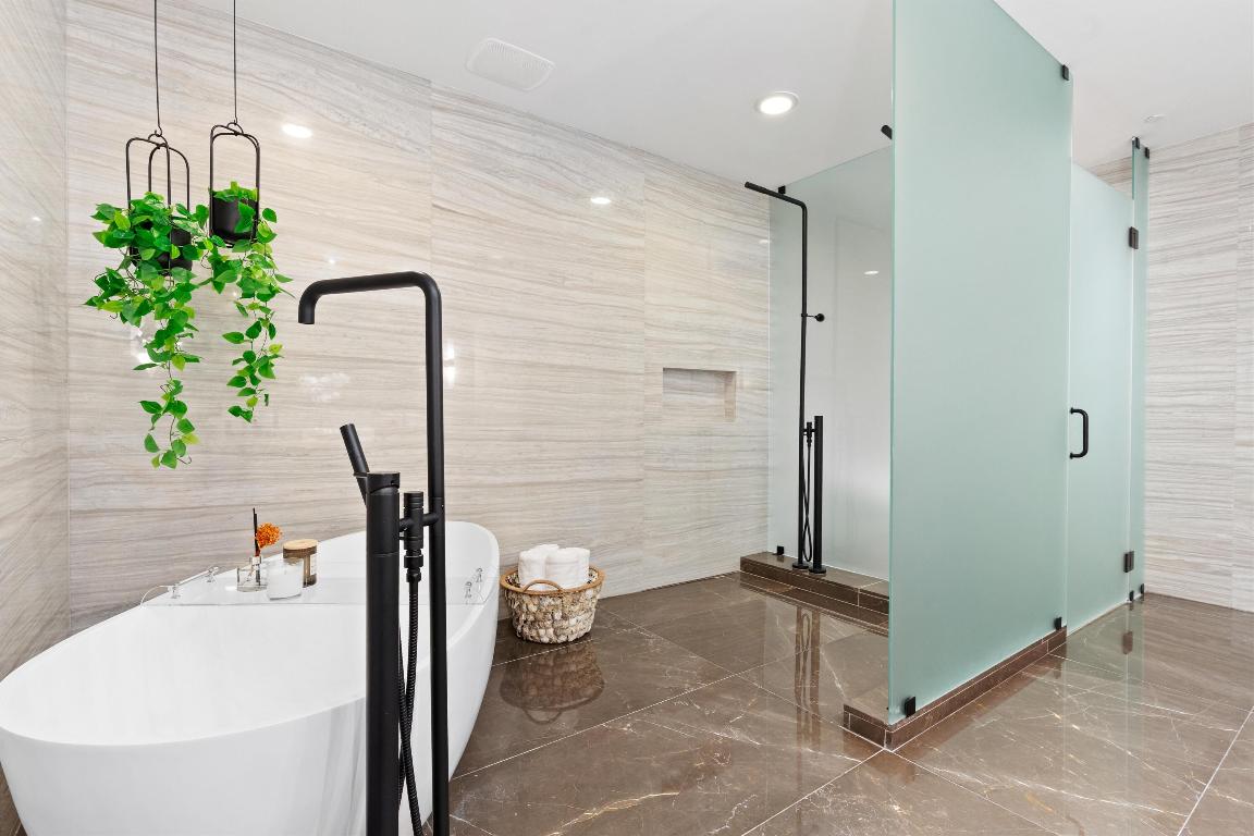 AUBERGE BEACH RESIDENCES - Residential