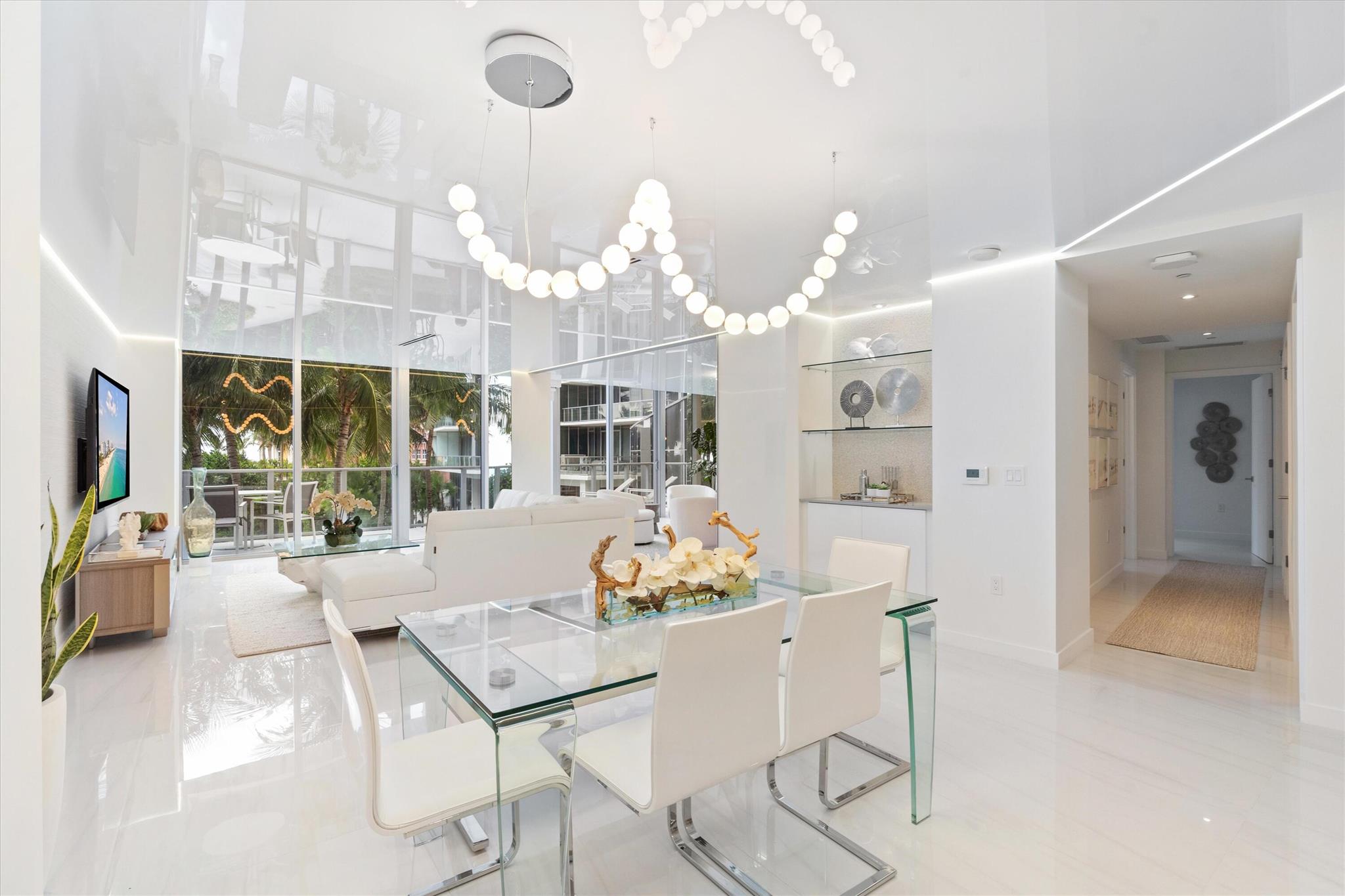 AUBERGE BEACH RESIDENCES - Residential