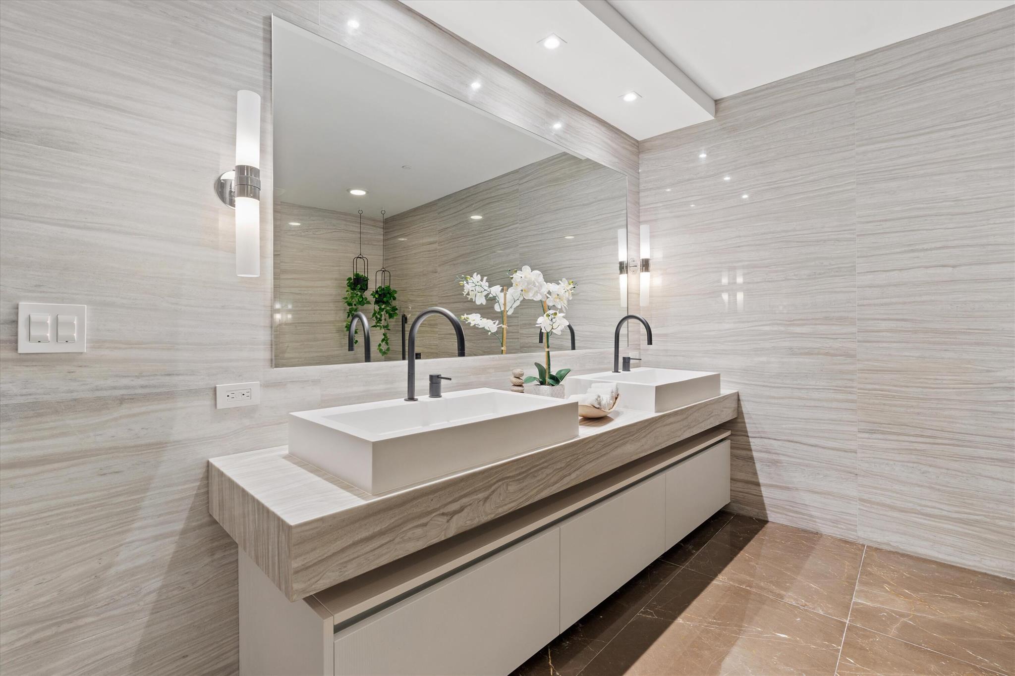 AUBERGE BEACH RESIDENCES - Residential