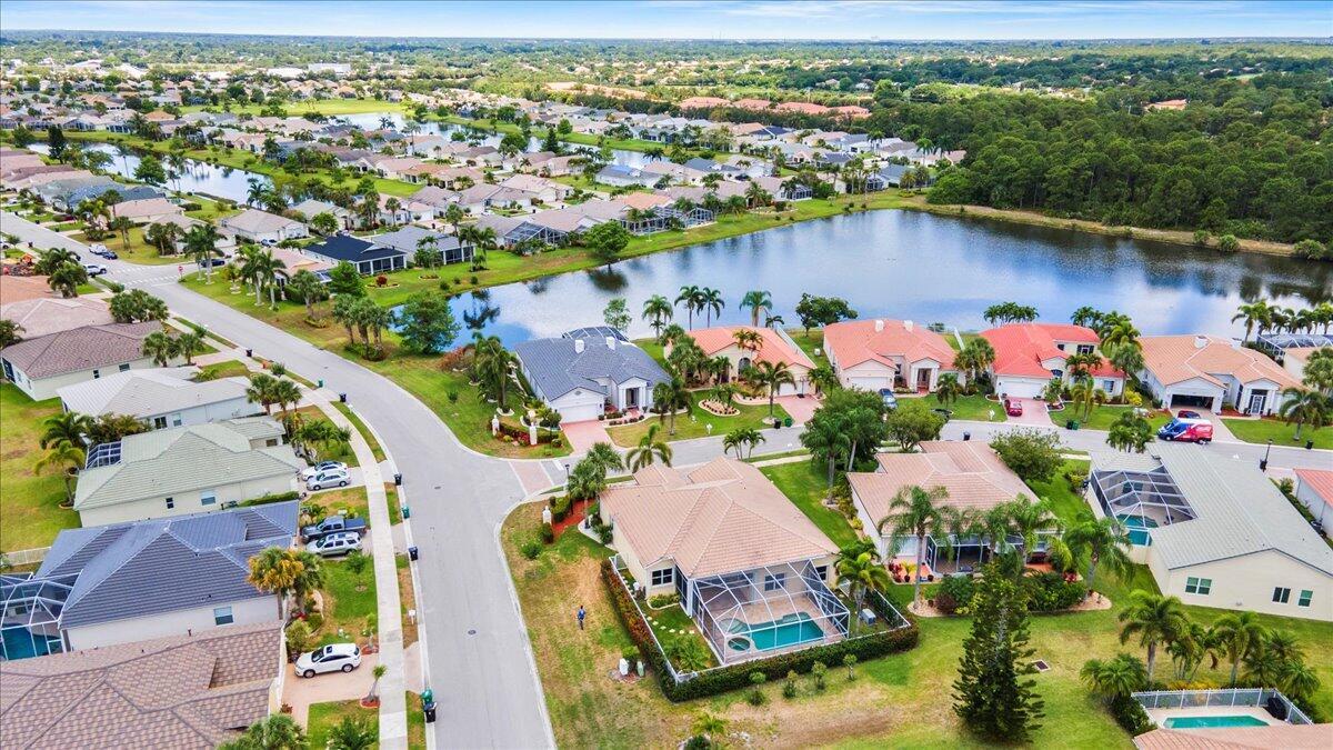 620 SW Long Key Court