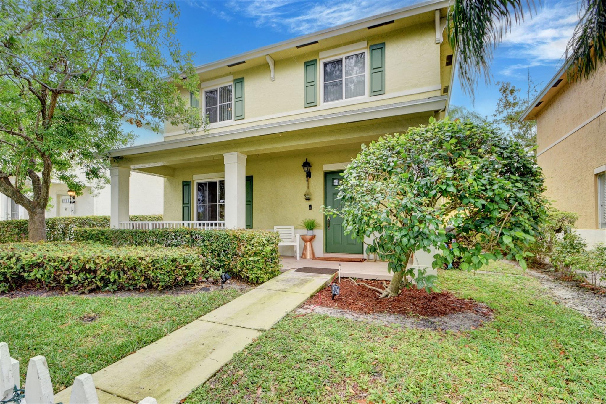 LYMAN VLG - Residential