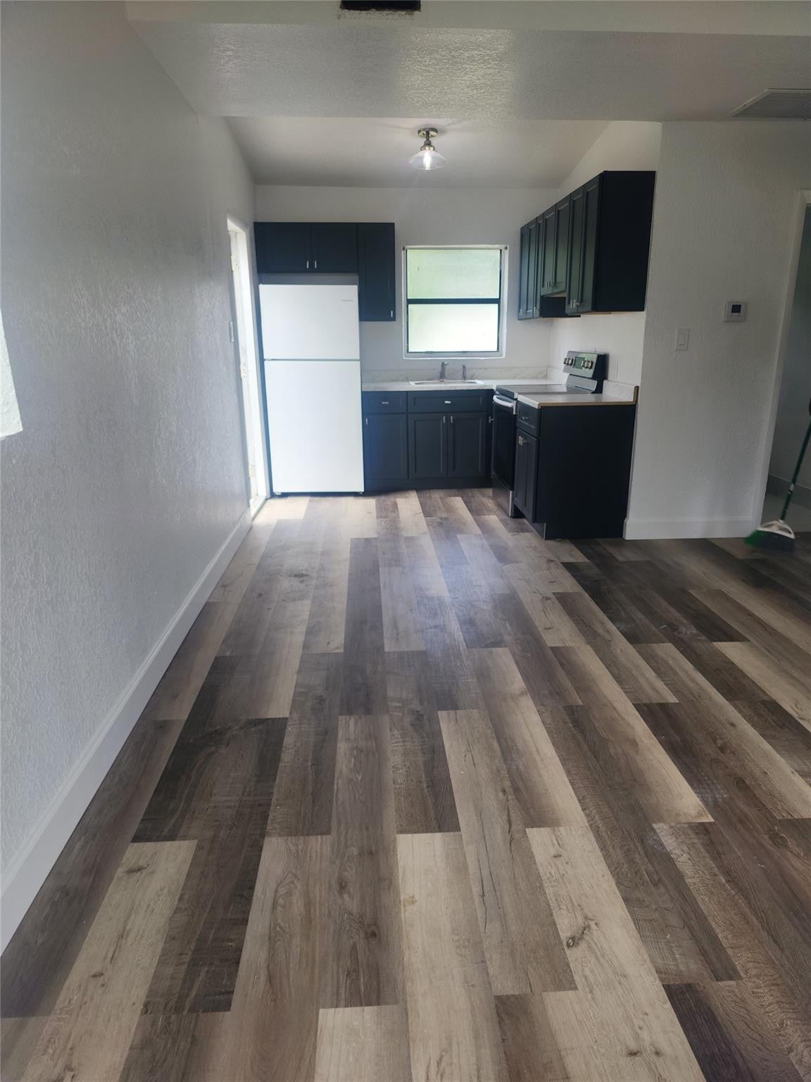 2549 NW 4th Court