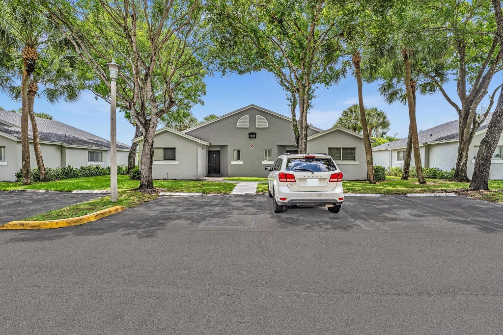 Photo of 1020 Lake Victoria Drive #B, West Palm Beach, FL 33411 (MLS # B26035281)