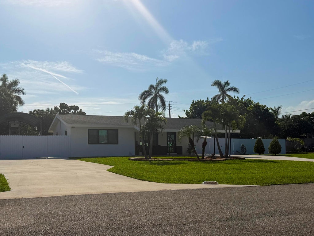 Photo of 80 Cleveland Road, Lake Worth, FL 33467 (MLS # B26042861)