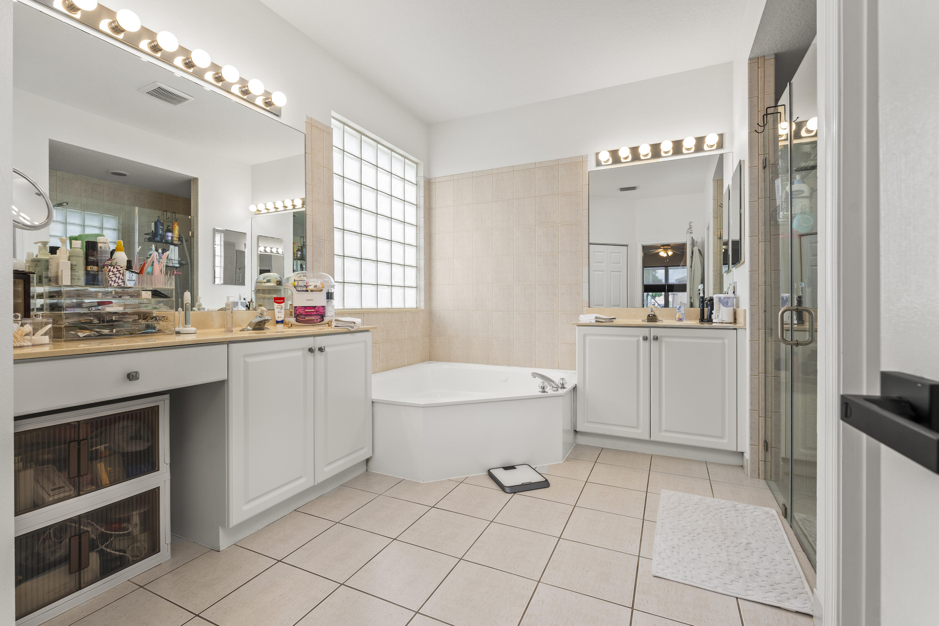ORANGE GROVE EST - Residential Lease