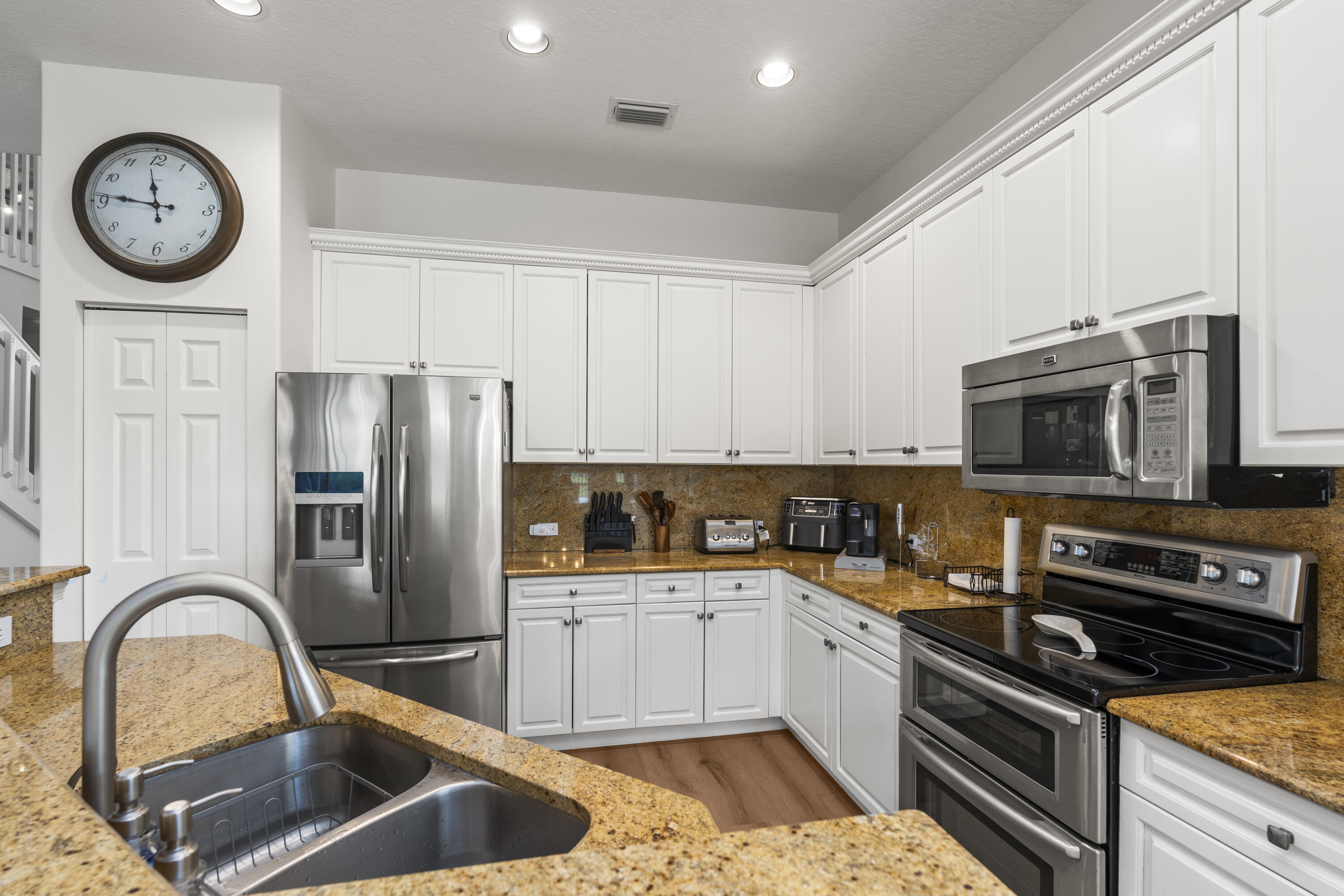 ORANGE GROVE EST - Residential Lease