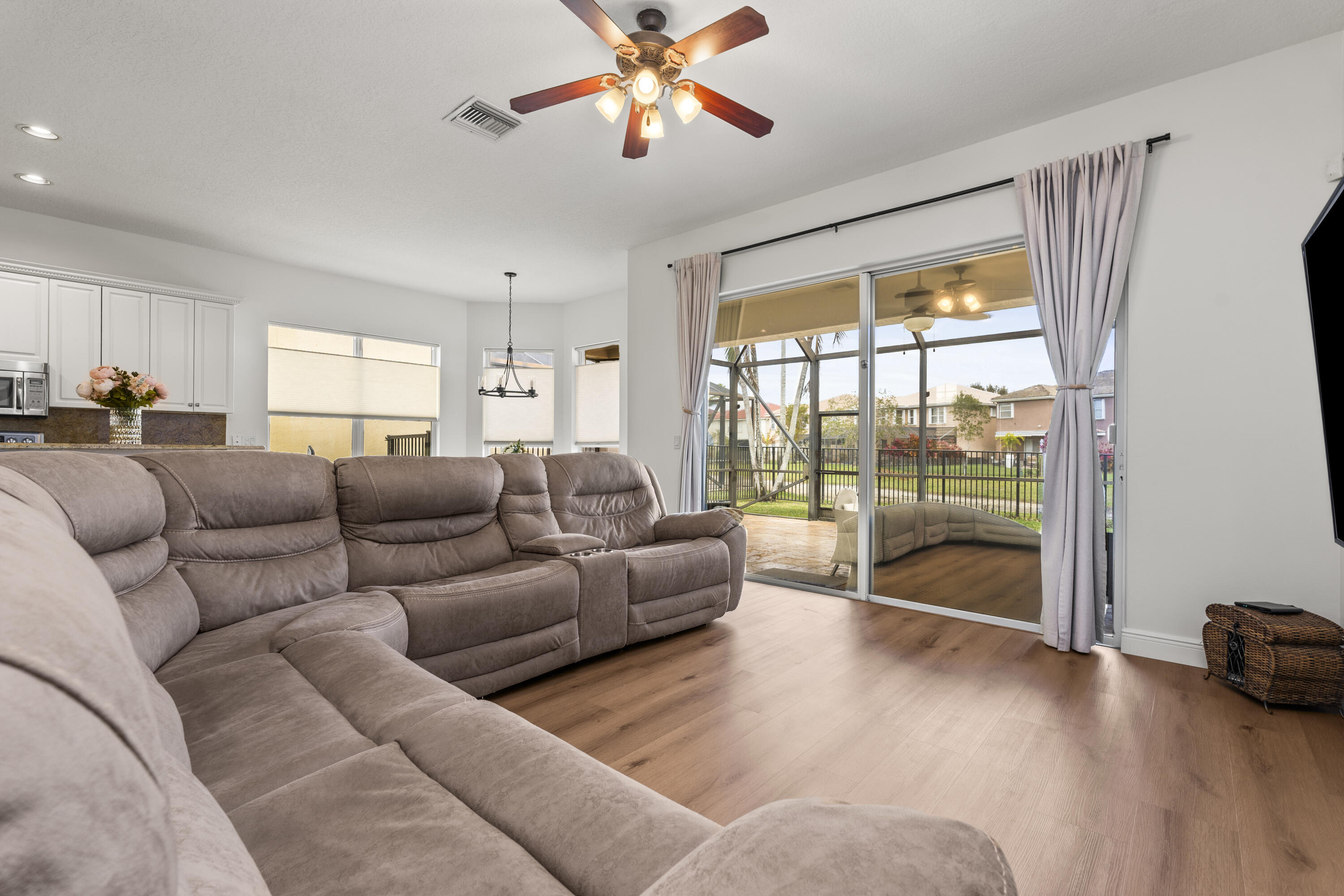 ORANGE GROVE EST - Residential Lease