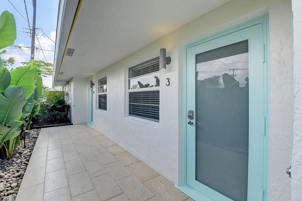 Photo of 502 N H Street #3, Lake Worth Beach, FL 33460 (MLS # R10970938)