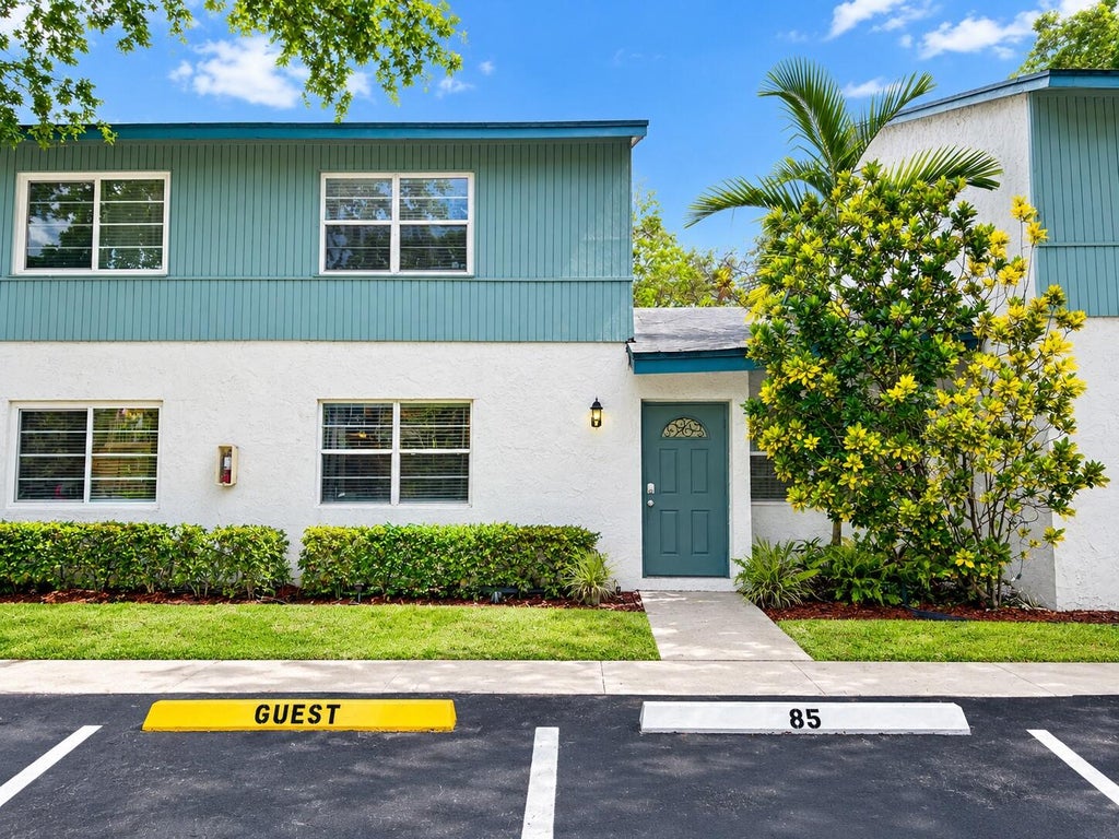 Photo of 7385 W Sunrise Boulevard, Plantation, FL 33313 (MLS # B26078907)