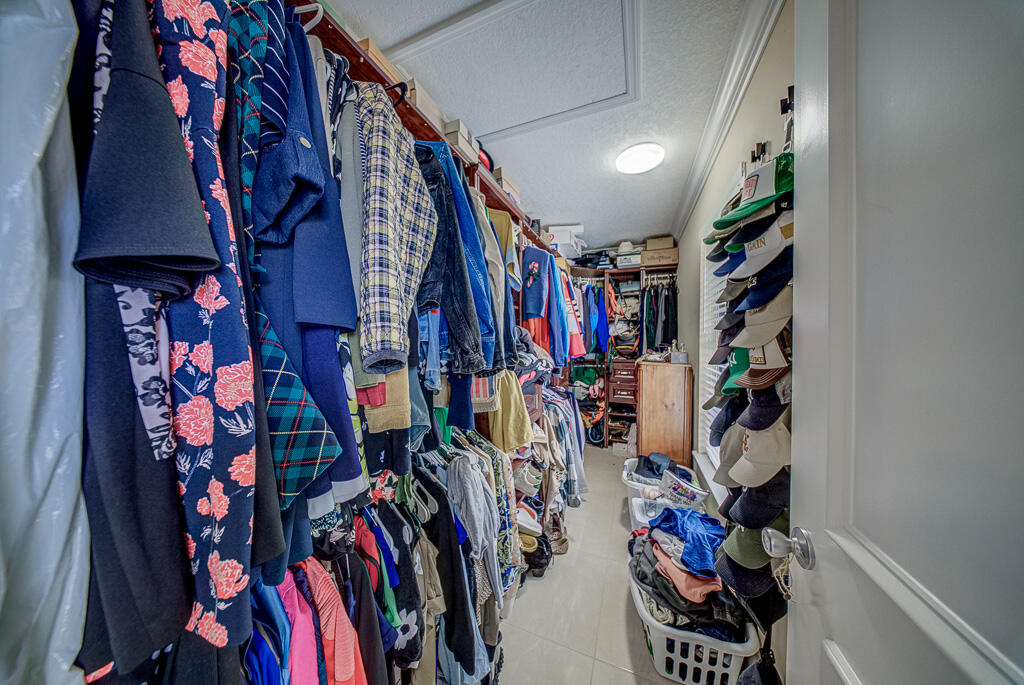 GREENVIEW SHORES 1 OF WELLINGTON - Residential