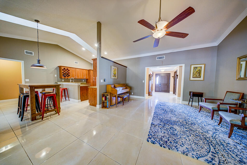 GREENVIEW SHORES 1 OF WELLINGTON - Residential