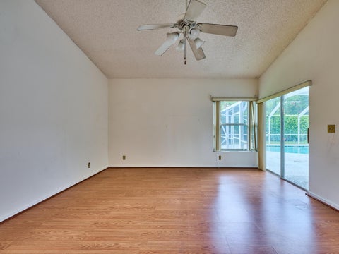 Tiny photo for 4610 NW 100th Way, Coral Springs, FL 33076 (MLS # B26043470)