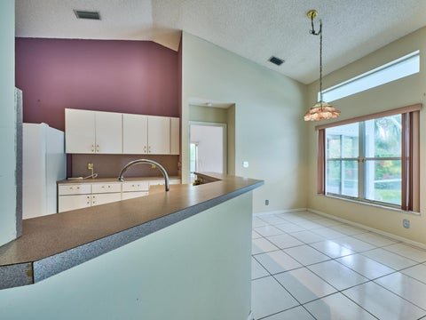 Tiny photo for 4610 NW 100th Way, Coral Springs, FL 33076 (MLS # B26043470)