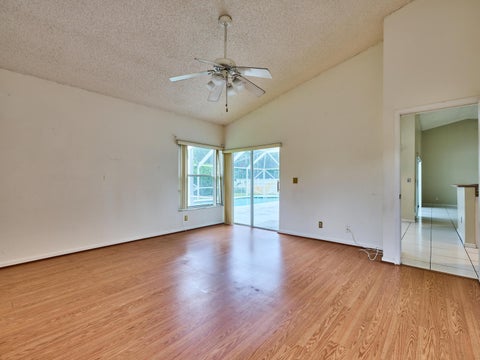 Tiny photo for 4610 NW 100th Way, Coral Springs, FL 33076 (MLS # B26043470)