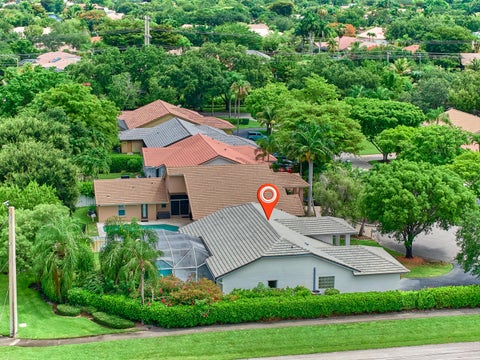 Tiny photo for 4610 NW 100th Way, Coral Springs, FL 33076 (MLS # B26043470)