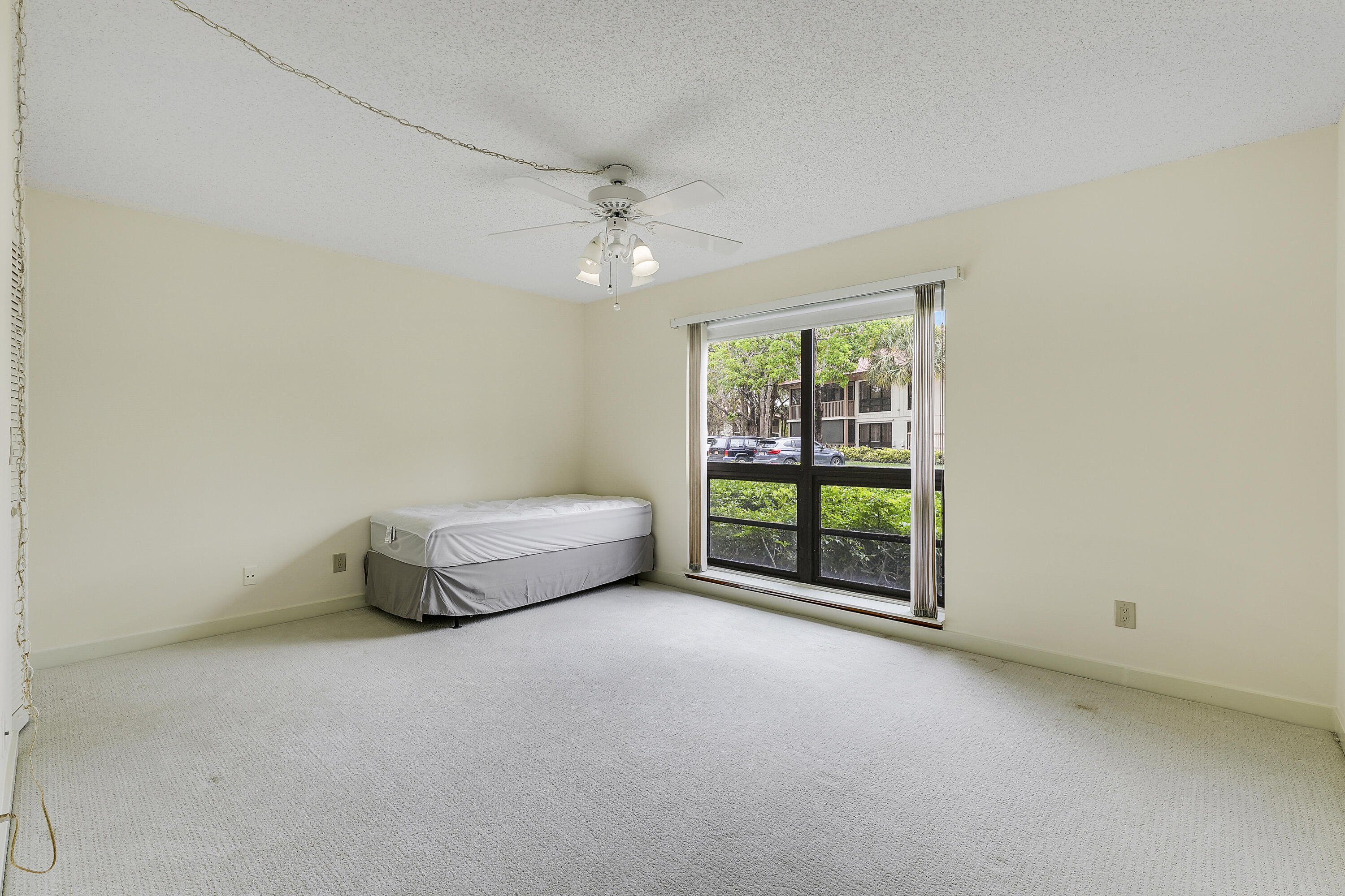 GOLF VILLAS CONDO - Residential