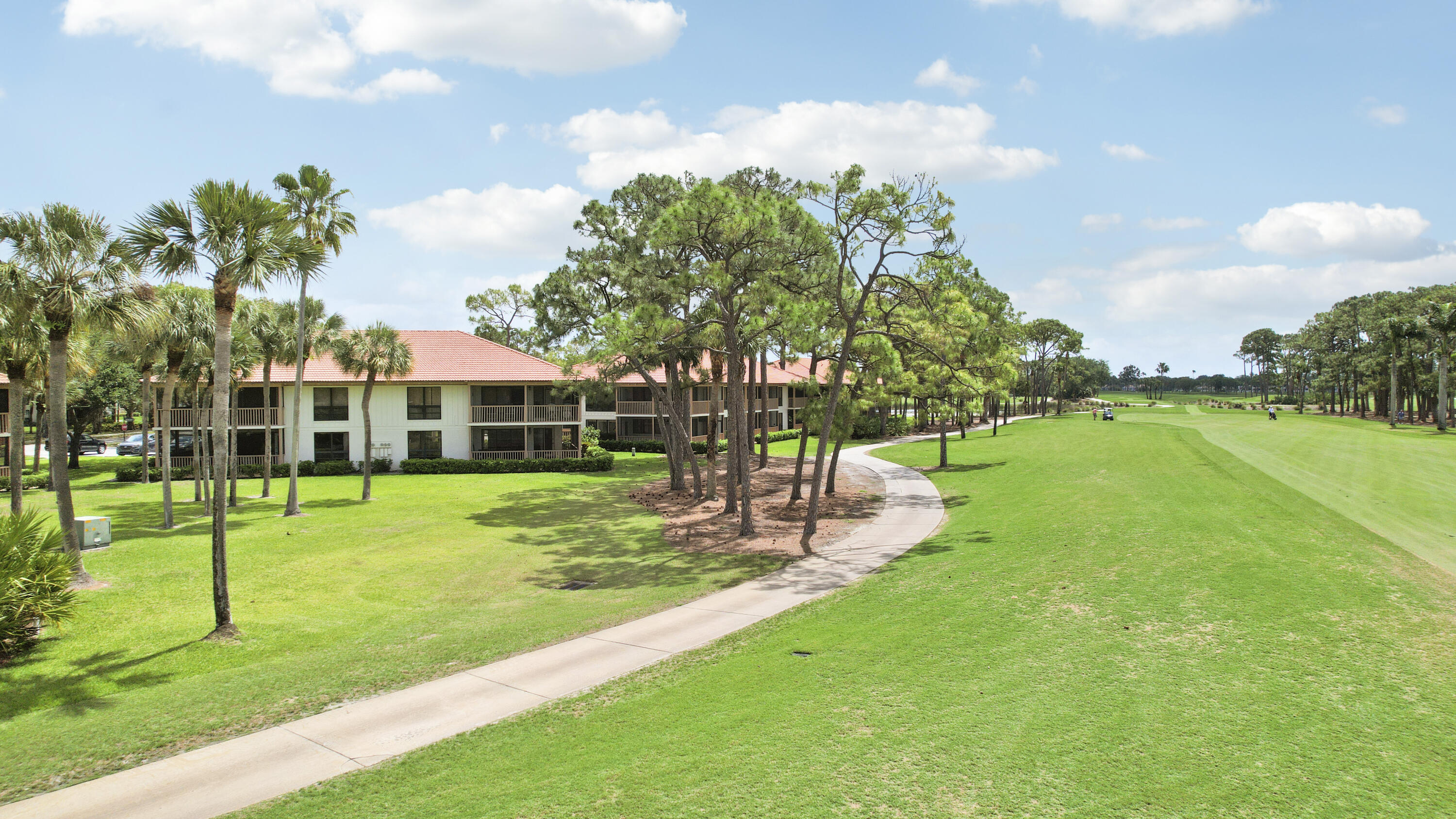 GOLF VILLAS CONDO - Residential