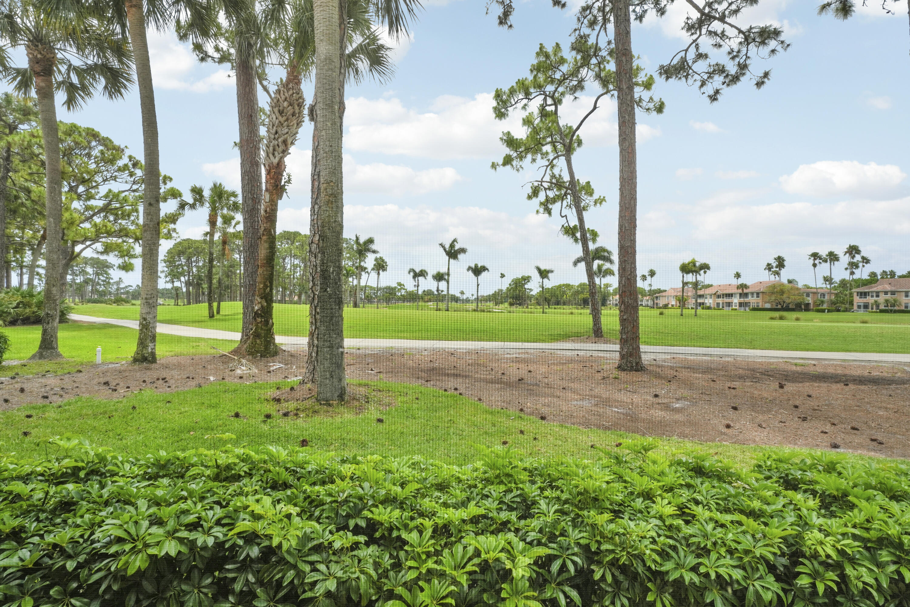 GOLF VILLAS CONDO - Residential
